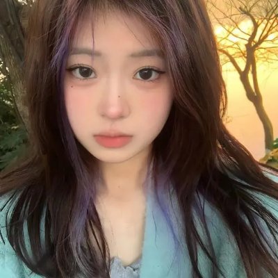 男生女生向前冲